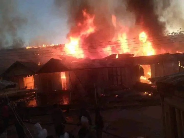 7-storey building gutted by fire in Lagos