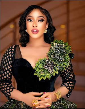 Nollywood Actress Tonto Dikeh Warns Public About New Scam Method